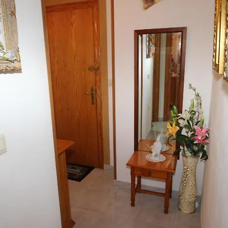 Calle San Pascual, 190 Apartment