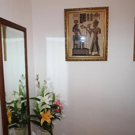 Apartamento Calle San Pascual, 190 *